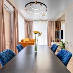 Фото Отель Большая дизайнерская квартира в ЖК Аллея Парк