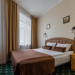 Номер стандарт с 1 двуспальной кроватью (с завтраком)