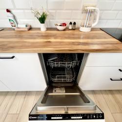 1-комнатные апартаменты люкс на 17 этаже с видом на реку Тура