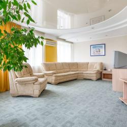 Номер люкс улучшенный с 2 односпальными кроватями