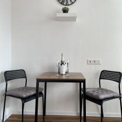 Апартаменты студия 323