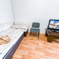 Фото Отель Посуточно50 на Катюшки 62