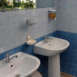 Номер эконом с 2 односпальными кроватями