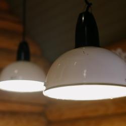 Коттедж улучшенный с 2 односпальными и 1 двуспальной кроватью