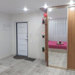 Фото Апартаменты на улице Корабельная 37