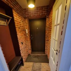 Апартаменты студия Коммунаров 204