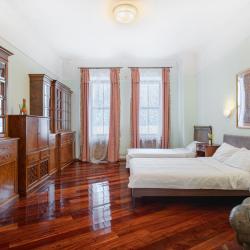 Фото Отель Коттедж квартал №235