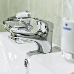 Номер стандарт с 1 двуспальной кроватью (с завтраком)