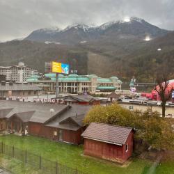 4-комнатные апартаменты улучшенные Эстонская 37 кор 9 с 6 односпальными и 2 двуспальными кроватями