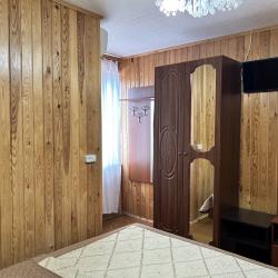 Номер комфорт с 1 двуспальной кроватью