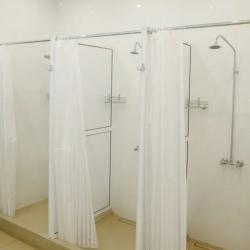 Кровать в 8-местном общем номере