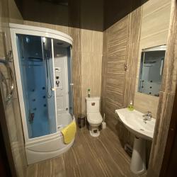 Номер стандарт с 1 двуспальной кроватью