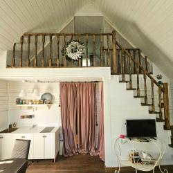 Коттедж улучшенный в Лесу