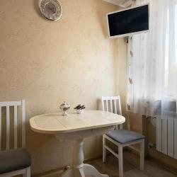 4-комнатные апартаменты улучшенные Калининградская обл., г. Калининград, ул. Коммунальная д.67 с 1 односпальной и 2 двуспальными кроватями