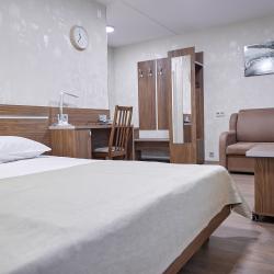 Номер улучшенный с 1 двуспальной кроватью