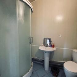 Комната стандарт с 1 односпальной и 1 двуспальной кроватью (мансарда)