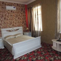 Номер комфорт Red-Гламур