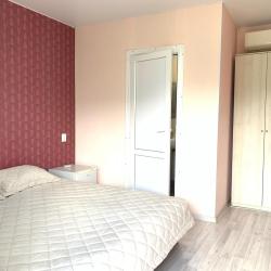 Номер стандарт с 1 двуспальной кроватью