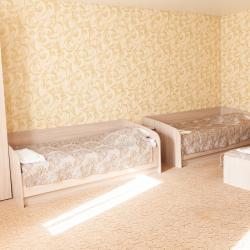 Номер стандарт семейный с 4 односпальными кроватями