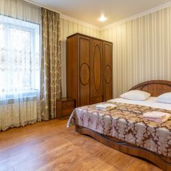 Комната стандарт с 1 двуспальной кроватью