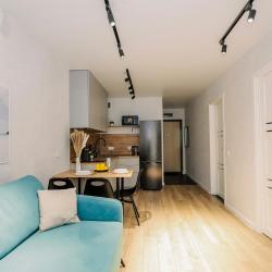 Фото Апартаменты Privi House на улице Шишкина 30