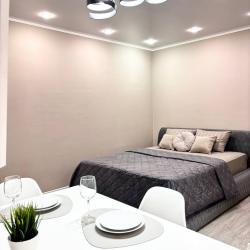 Фото Апартаменты MoonRoom 72 на Газовиков