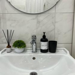 Фото Отель ПРОКвартира на улице Академика Губкина