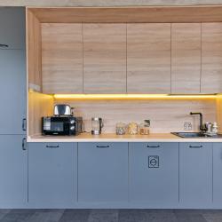Фото Wellhome Hostel (Вэллхоум Хостел)
