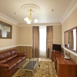 Номер люкс с 1 двуспальной кроватью