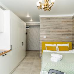 Фото Отель LetoApart (ЛетоАпарт) на улице Вербовая 7-10