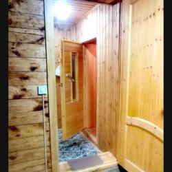 Коттедж стандарт с 1 односпальной и 1 двуспальной кроватью