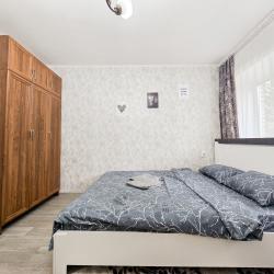 Фото Апартаменты АН Борисов на улице Курчатова 30