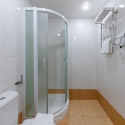Номер комфорт улучшенный с 1 двуспальной кроватью