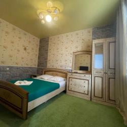 Номер стандарт улучшенный с 1 двуспальной кроватью