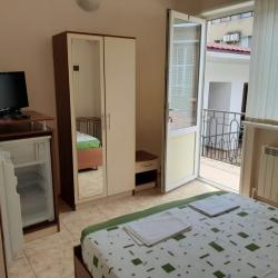 Комната стандарт с 1 двуспальной кроватью