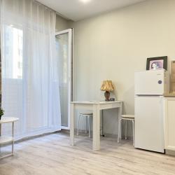 Фото Отель Romlex Apartments (Ромлекс) на улице Героев Сталинградской битвы 1