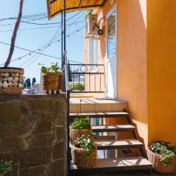 Двухместный номер-студио с кухней и частичным видом на море 