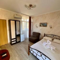 Номер стандарт с 1 двуспальной кроватью