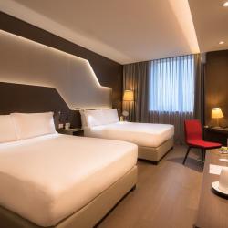 Фото Отель DoubleTree by Hilton Yerevan City Centre (Даблтри Хилтон Сити Центр)
