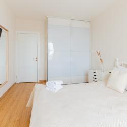 Фото Апартаменты Петровские на улице 79 Г.Дивизии 6