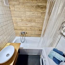 Фото Апартаменты на улице Моисеева 69