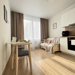 Фото Апартаменты Тюменская слобода на улице Фармана Салманова