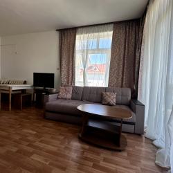 4-местный 1-комнатный номер студия комфорт с 1 двуспальной кроватью