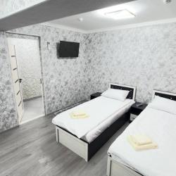 Фото Parvona Hostel (Парвона Хостел)