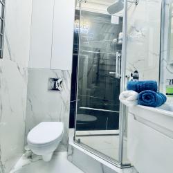 Фото Отель Vegas apartments (Вегас апартментс) на улице Бурнаковская 109