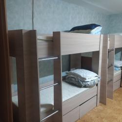 Кровать в 4-местном мужском номере