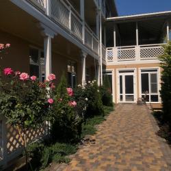 Фото Отель Каштан