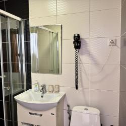 Комната в коттедже Чародеи 3 кровати (без балкона)