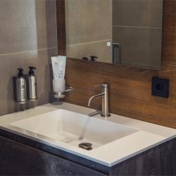 Номер стандарт с 1 двуспальной кроватью