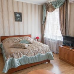 Номер люкс с 1 двуспальной кроватью